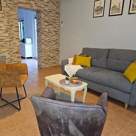 Holiday Home Istra With Jacuzzi Medulin Exterior photo